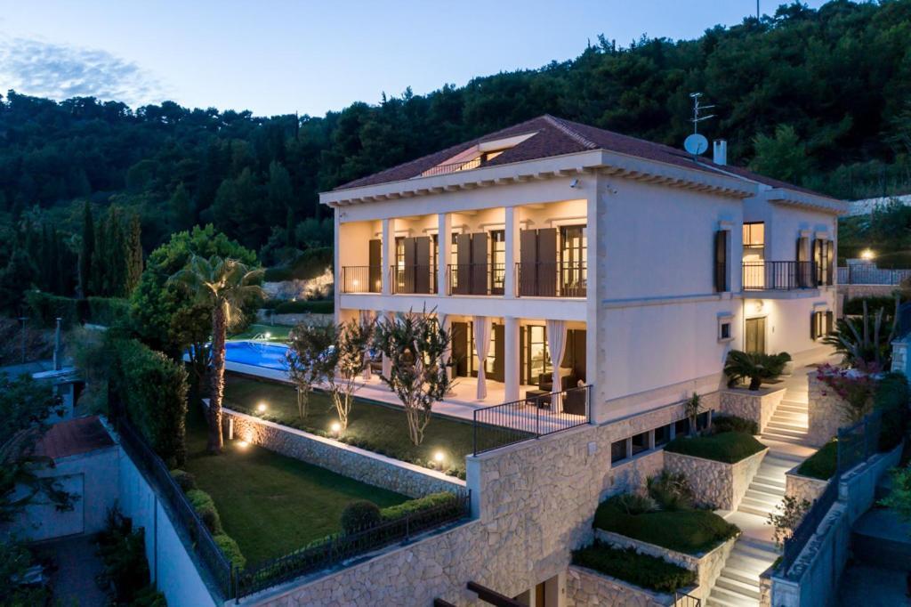 Exclusive Villa Marnano - Split Center Exterior photo